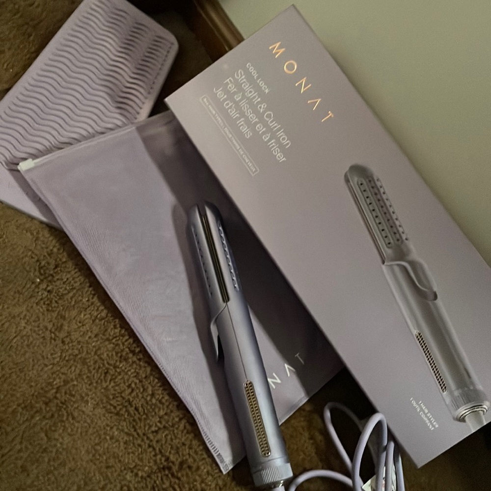 Monat Cool Lock - Straight and curl iron.